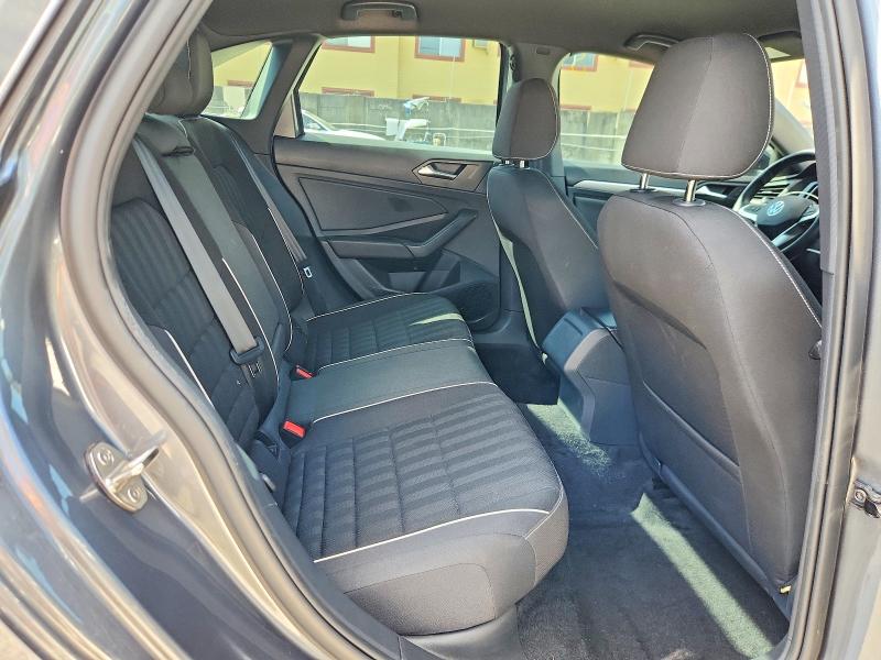 Photo 10 from auction – 2023 VOLKSWAGEN JETTA with VIN 3VWAM7BU9PM034217