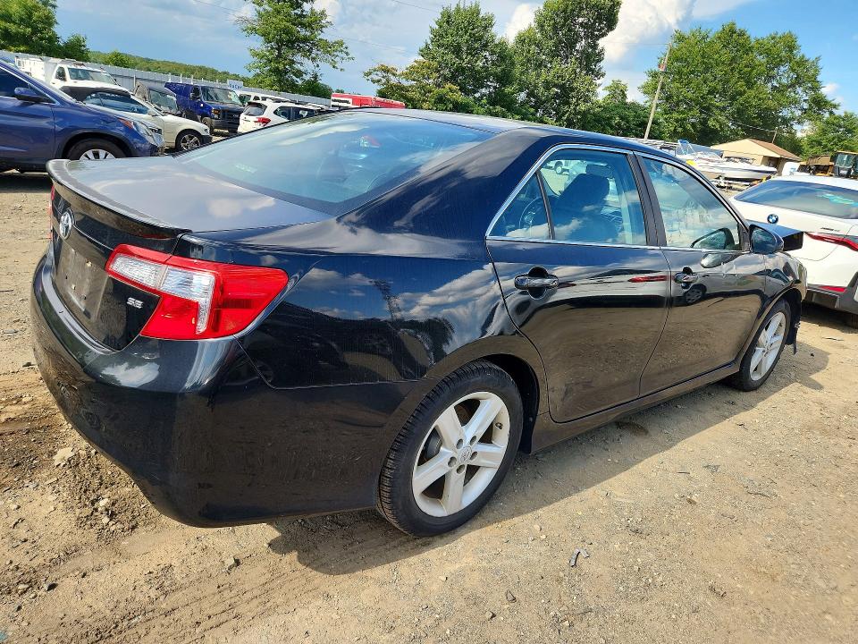 Photo 3 from auction – 2012 TOYOTA CAMRY with VIN 4T1BF1FK1CU065437