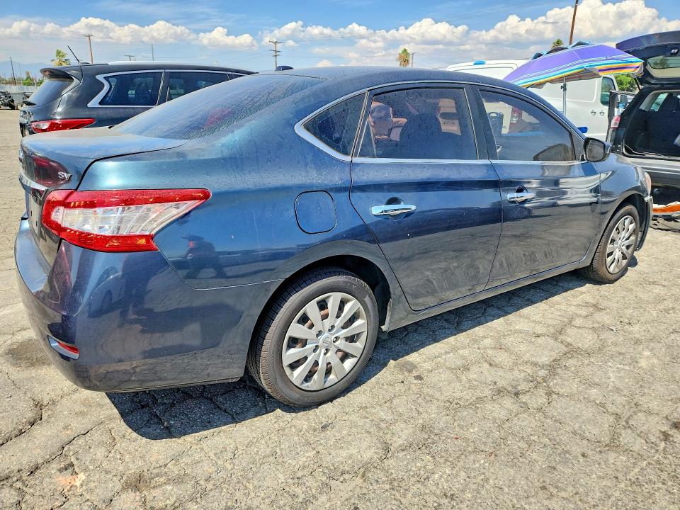 Photo 3 from auction – 2015 NISSAN SENTRA with VIN 3N1AB7AP3FY306839