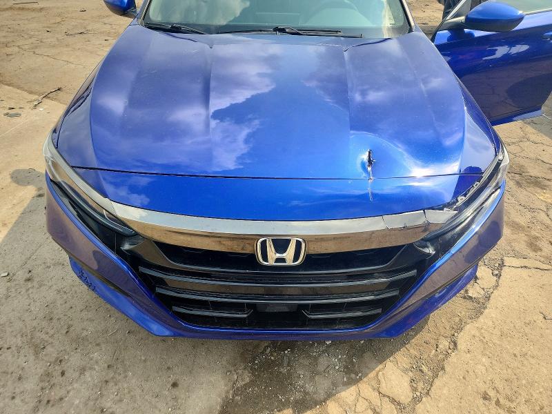 Photo 11 from auction – 2018 HONDA ACCORD with VIN 1HGCV1F3XJA014894