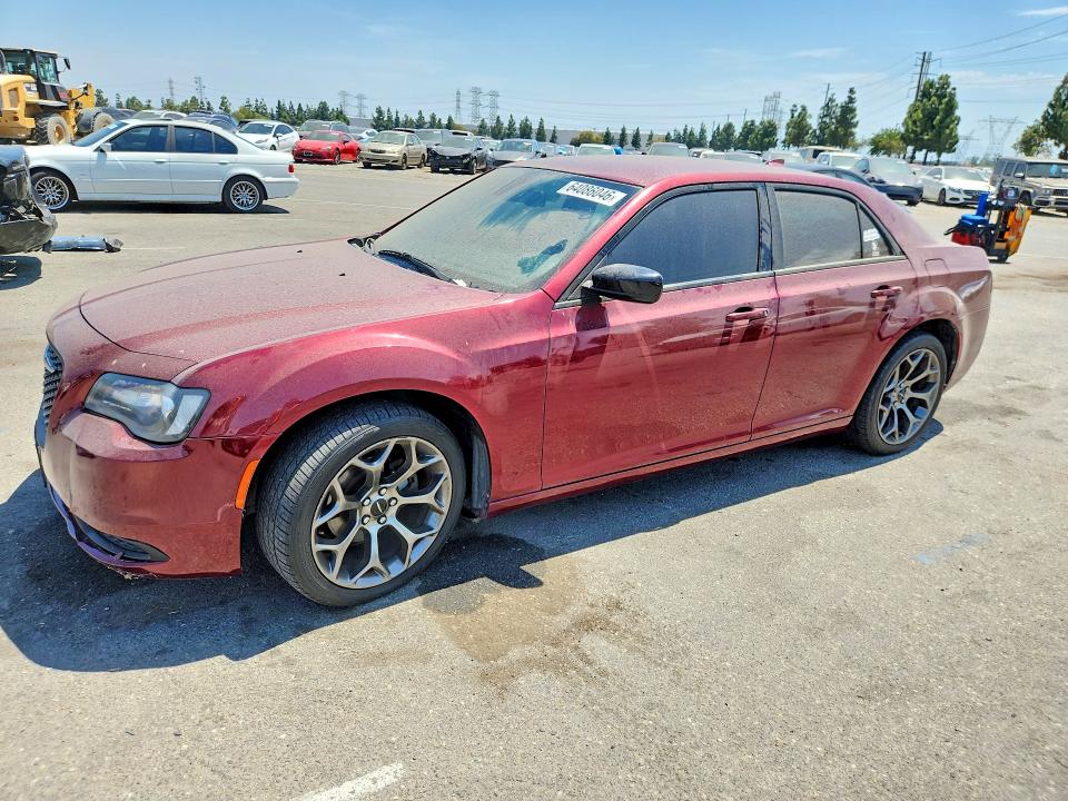 صورة رقم 1 من المزاد - 2018 CHRYSLER 300 مع VIN 2C3CCAAG3JH308139
