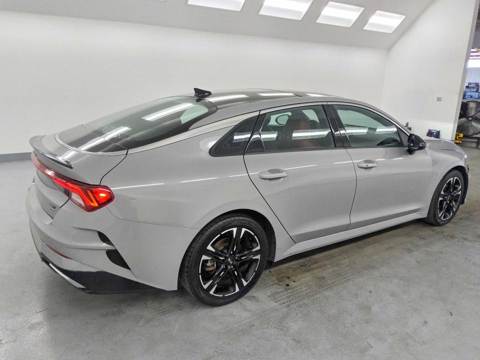 Photo 3 from auction – 2021 KIA K5 with VIN 5XXG64J22MG041190