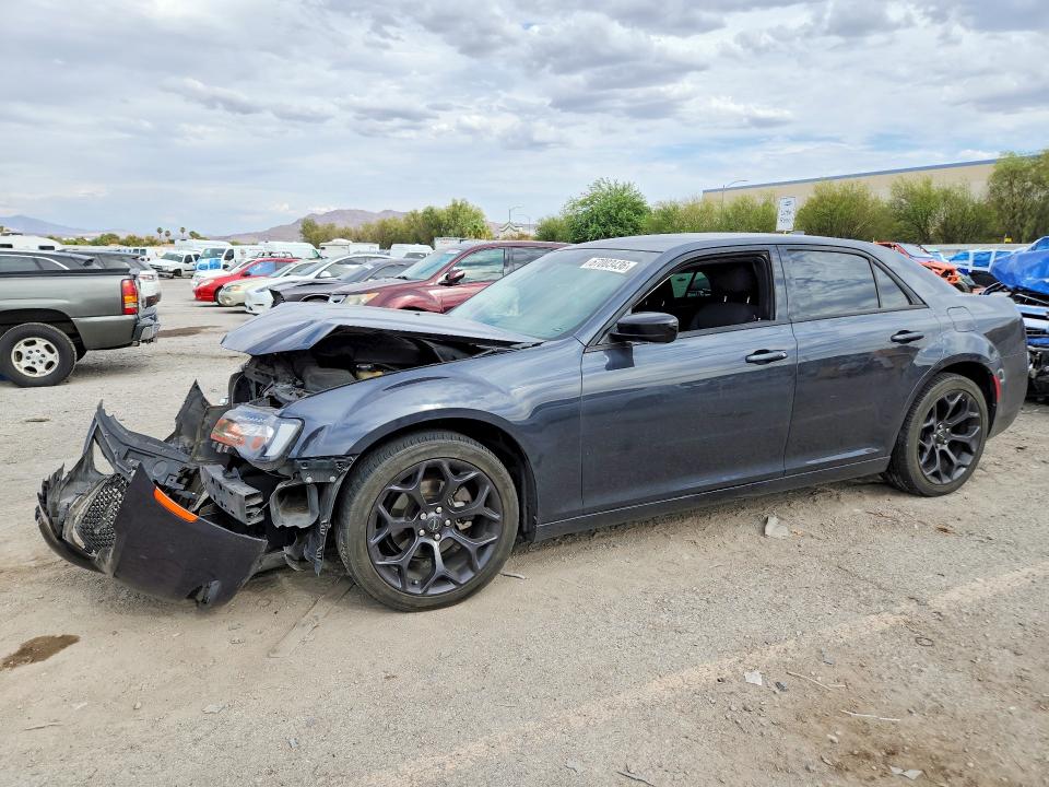 CHRYSLER 300 2019 con VIN 2C3CCAAGXKH590345 - Foto de la subasta