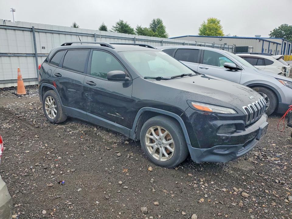 Photo 4 from auction – 2016 JEEP CHEROKEE with VIN 1C4PJLAB2GW264857
