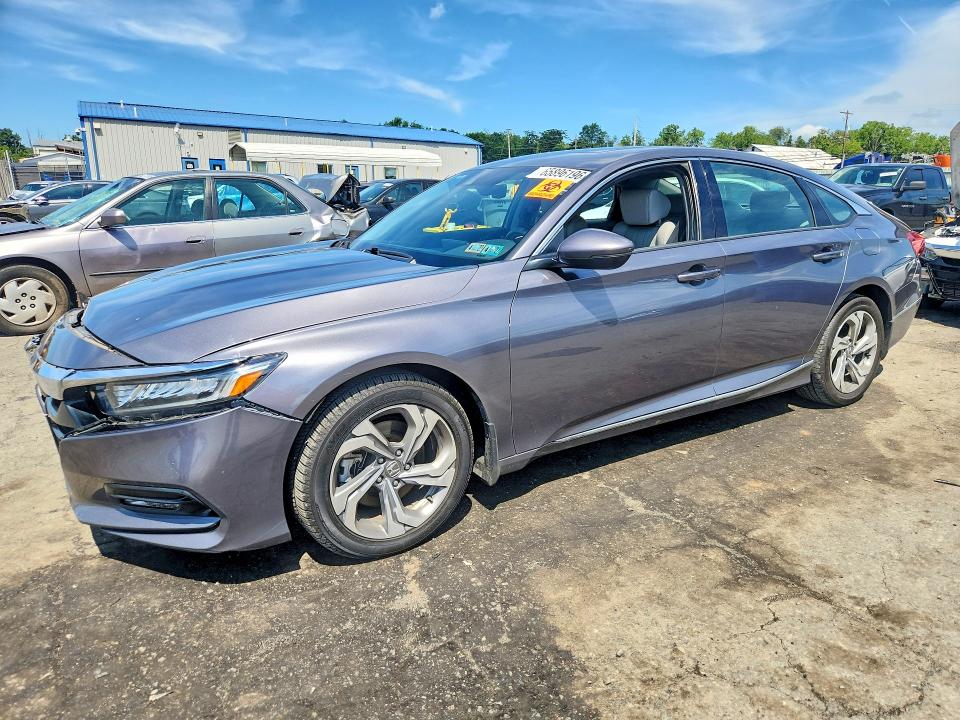 HONDA ACCORD 2018 with VIN 1HGCV2F56JA017136 - Photo from auction