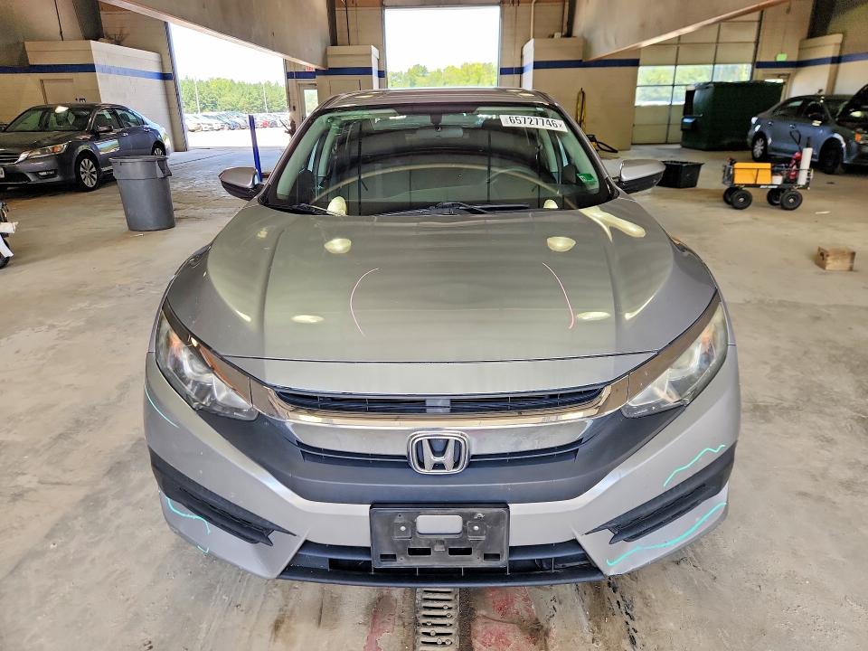Photo 5 from auction – 2017 HONDA CIVIC with VIN 2HGFC2F51HH575118