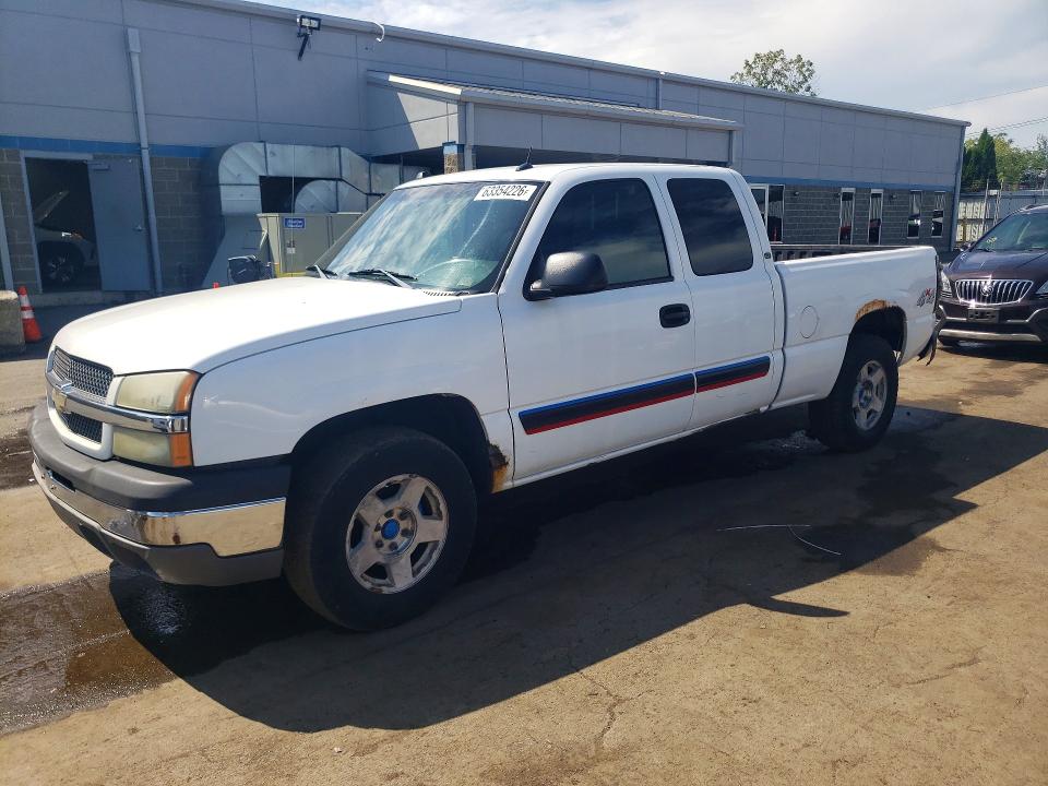 CHEVROLET SILVERADO 2004 with VIN 1GCEK19T64E350924 - Photo from auction