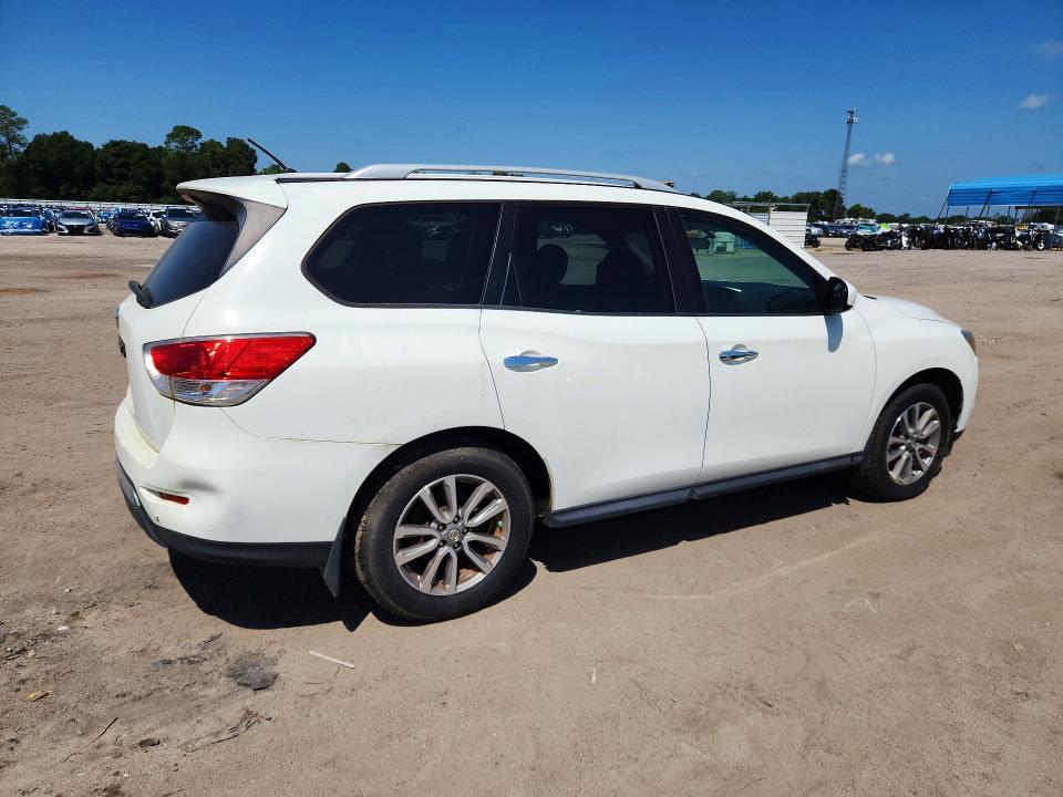 Photo 3 from auction – 2015 NISSAN PATHFINDER with VIN 5N1AR2MN8FC701707
