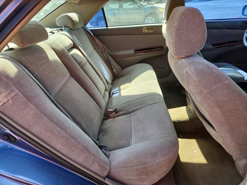 Photo 10 from auction – 2002 TOYOTA CAMRY with VIN 4T1BE32K82U509190