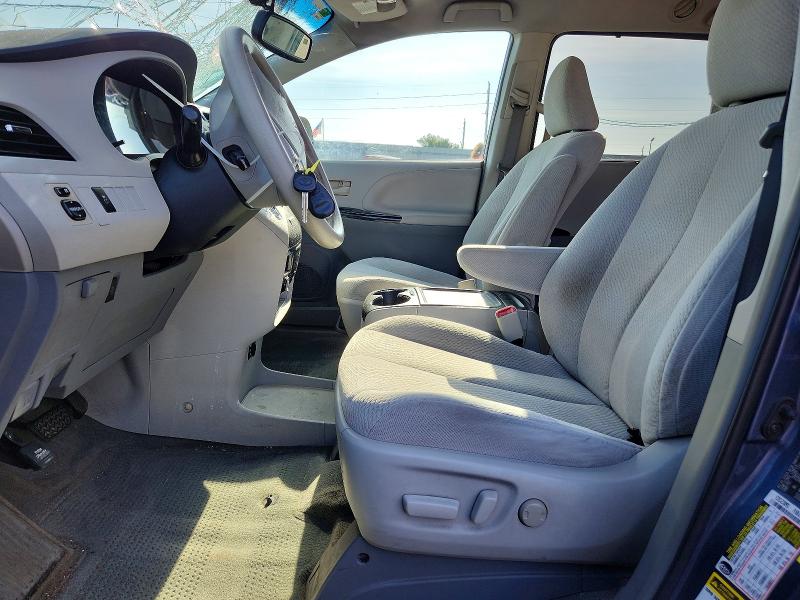 Photo 7 from auction – 2014 TOYOTA SIENNA with VIN 5TDKK3DCXES420510