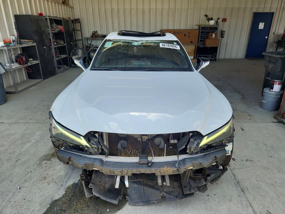 Photo 5 from auction – 2022 LEXUS IS with VIN JTHGZ1B24N5056217