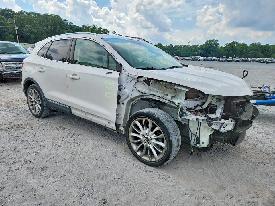 صورة رقم 4 من المزاد - 2017 LINCOLN MKC مع VIN 5LMCJ3C93HUL01977