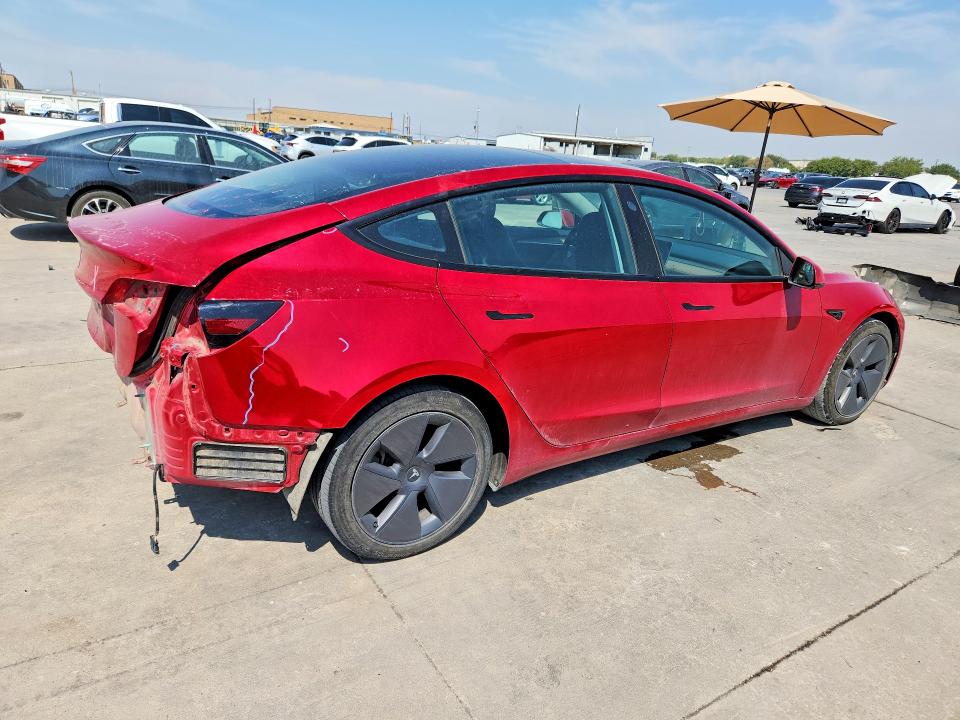 Снимка 3 от търг – 2023 TESLA MODEL 3 с VIN 5YJ3E1EA0PF448322