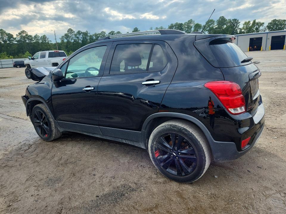 Photo 2 from auction – 2018 CHEVROLET TRAX with VIN 3GNCJPSB5JL310724
