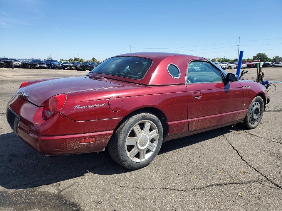 Photo 3 from auction – 2004 FORD THUNDERBIRD with VIN 1FAHP60A84Y102508