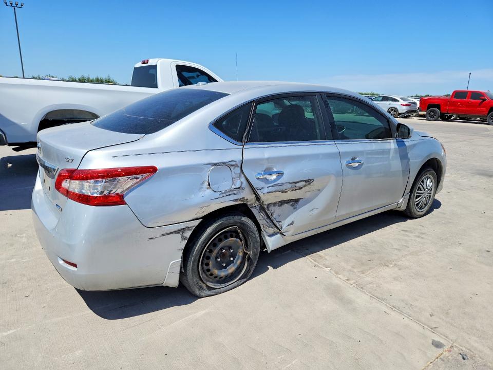 Photo 3 from auction – 2013 NISSAN SENTRA with VIN 1N4AB7AP2DN908158