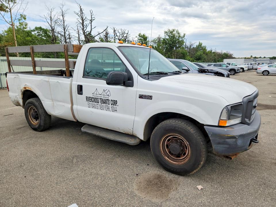 Photo 4 from auction – 2003 FORD F250 with VIN 3FTNF20L93MB28314