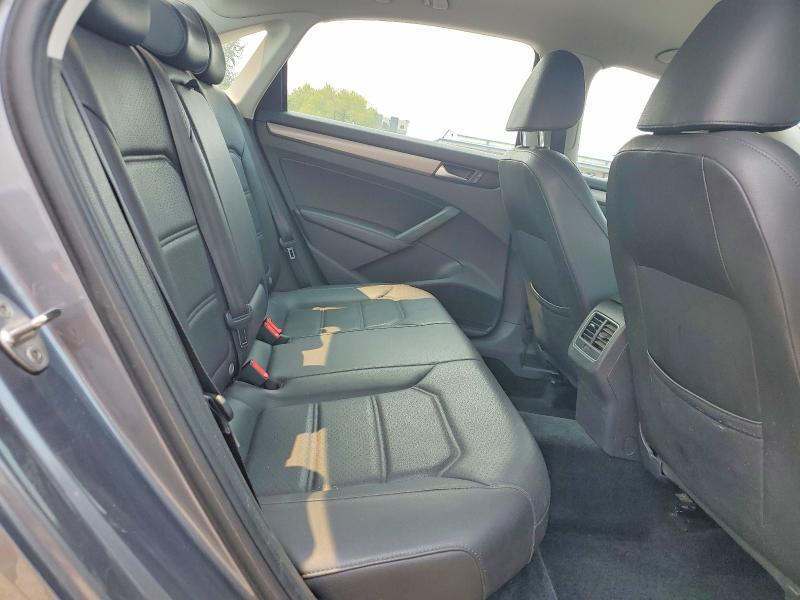 Photo 10 from auction – 2015 VOLKSWAGEN PASSAT with VIN 1VWBT7A30FC023686
