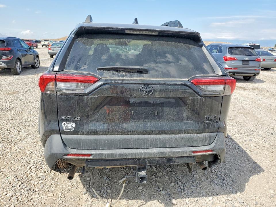 Photo 6 from auction – 2022 TOYOTA RAV4 with VIN 2T3S1RFV8NW324507
