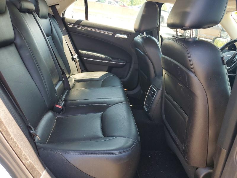 Photo 10 from auction – 2019 CHRYSLER 300 with VIN 2C3CCARG2KH682635