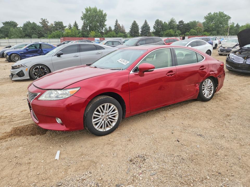 LEXUS ES 2013 مع رقم تعريف المركبة JTHBK1GG2D2022778 - صورة من المزاد