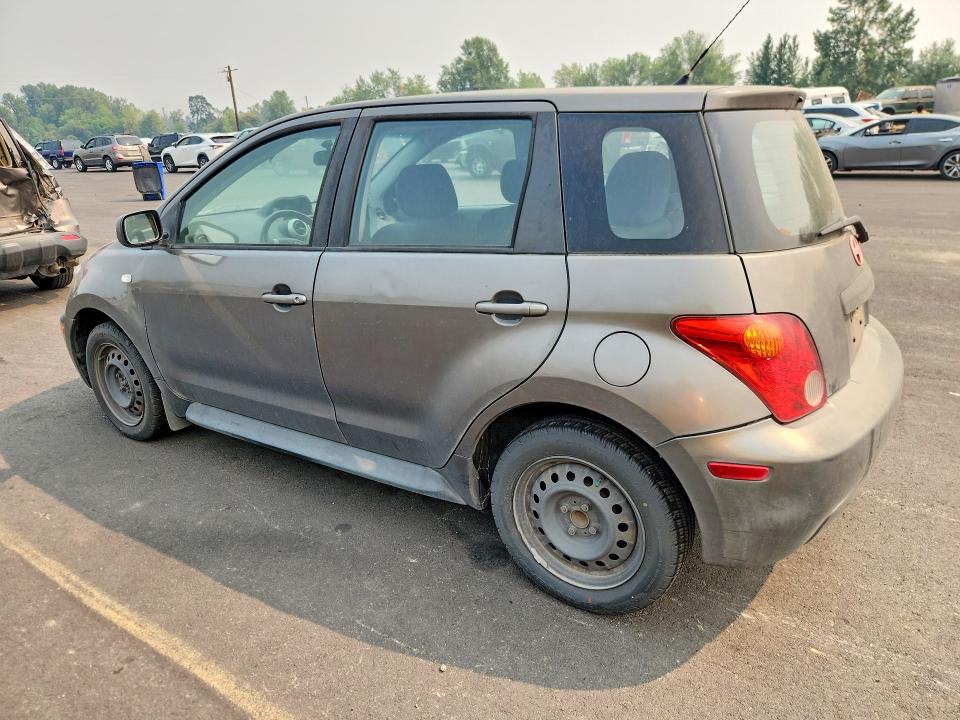 Photo 2 from auction – 2005 SCION XA with VIN JTKKT624950099775