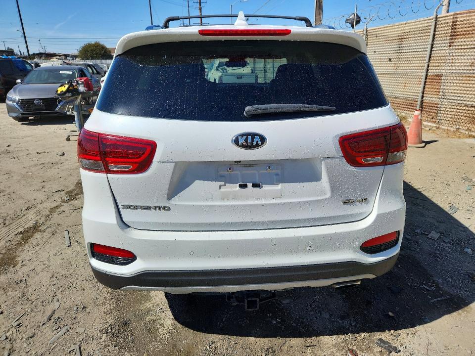 Photo 6 from auction – 2019 KIA SORENTO with VIN 5XYPH4A53KG529979