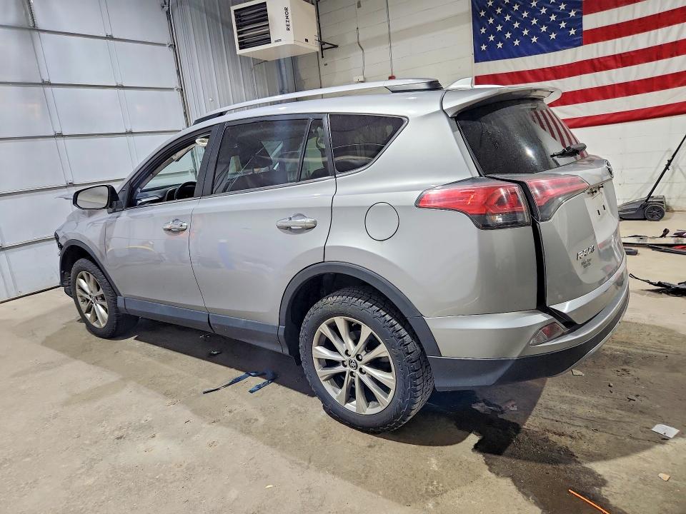 Photo 2 from auction – 2018 TOYOTA RAV4 with VIN 2T3DFREV0JW825395