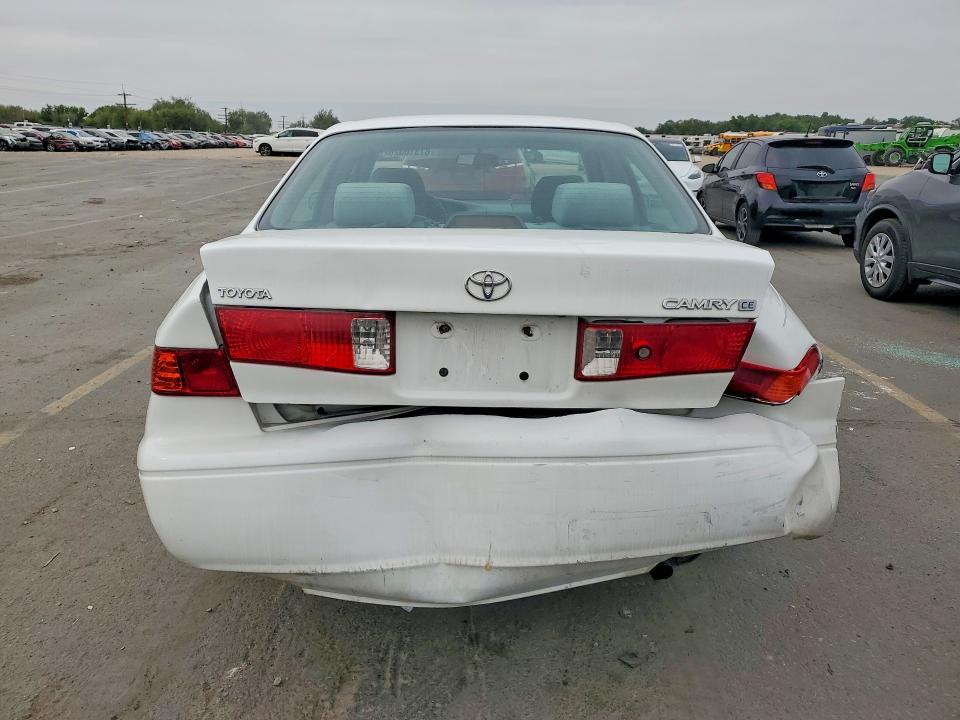 Photo 6 from auction – 2001 TOYOTA CAMRY with VIN 4T1BG22K51U764706