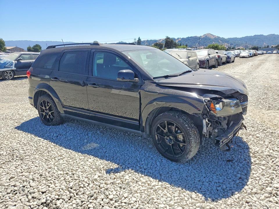 Photo 4 from auction – 2015 DODGE JOURNEY with VIN 3C4PDCBG2FT573797
