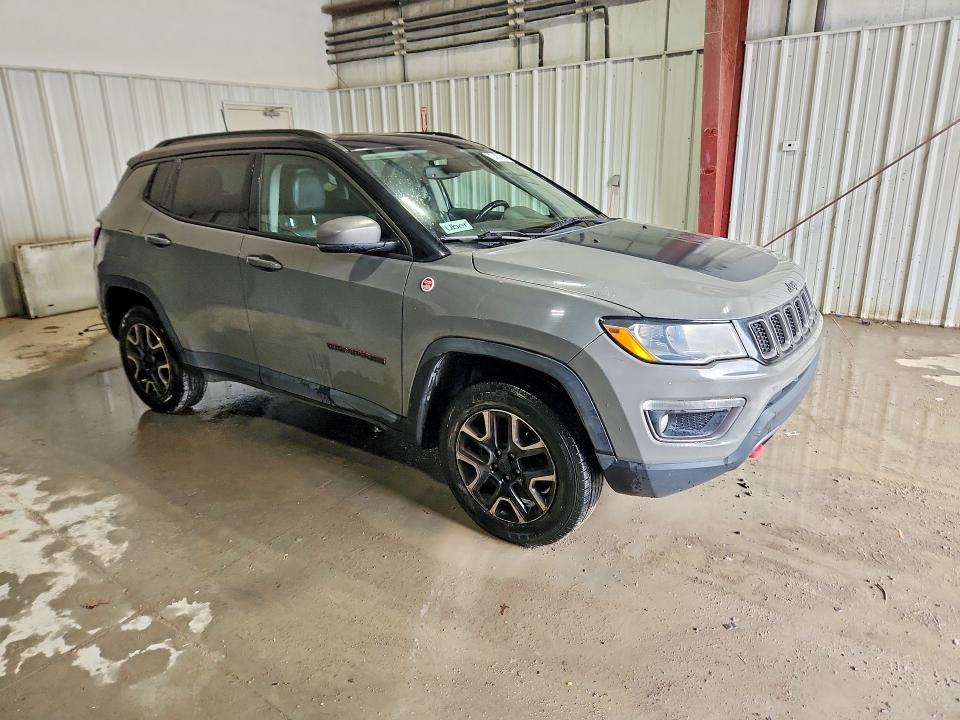 Photo 4 from auction – 2021 JEEP COMPASS with VIN 3C4NJDDB7MT601954