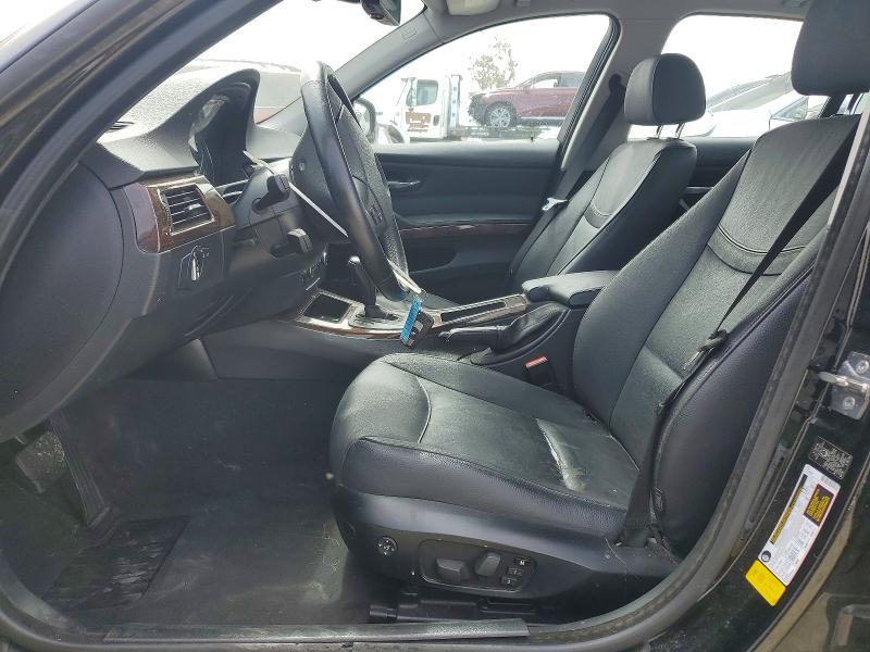 Photo 7 from auction – 2010 BMW 328 with VIN WBAPK7C57AA461052