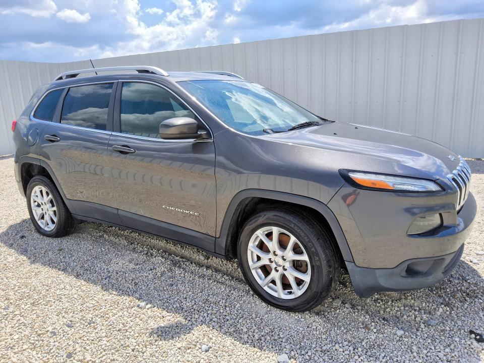 Photo 4 from auction – 2018 JEEP CHEROKEE with VIN 1C4PJLLB4JD568885