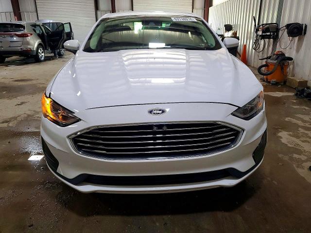 Photo 5 from auction – 2020 FORD FUSION with VIN 3FA6P0HD5LR185850