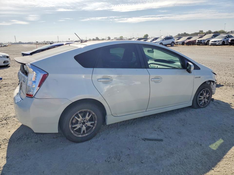 Photo 3 from auction – 2010 TOYOTA PRIUS with VIN JTDKN3DU8A0234820