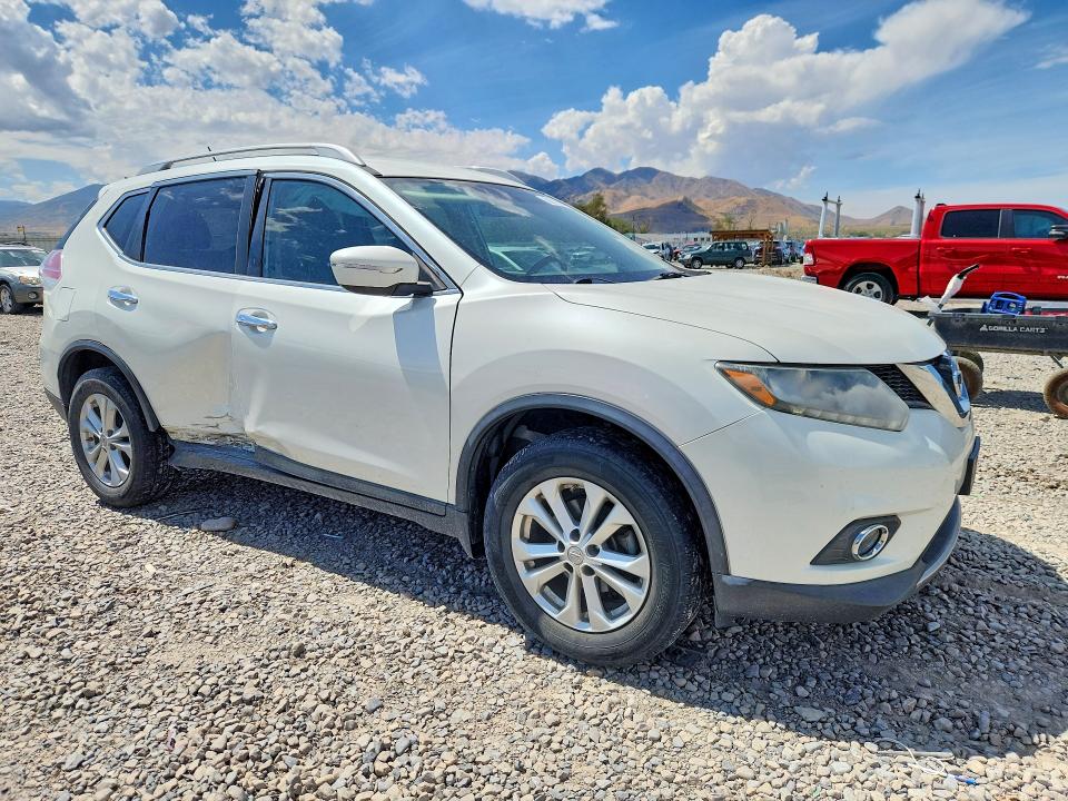 Photo 4 from auction – 2015 NISSAN ROGUE with VIN 5N1AT2MVXFC899210