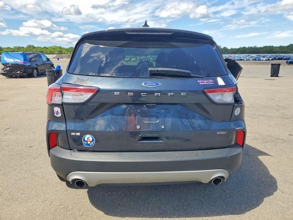 Photo 6 from auction – 2022 FORD ESCAPE with VIN 1FMCU0EZ1NUA18527