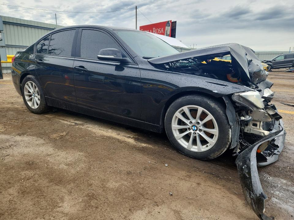 Photo 4 from auction – 2016 BMW 320 with VIN WBA8A3C53GK552113