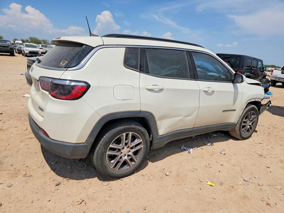 Photo 3 from auction – 2020 JEEP COMPASS with VIN 3C4NJCBB9LT169315
