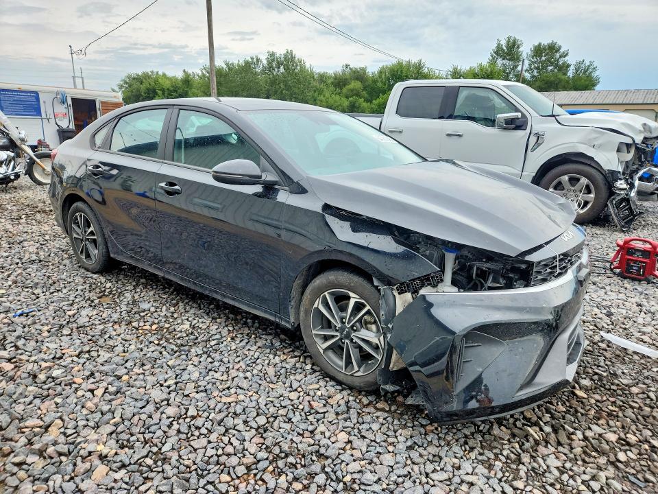 Photo 4 from auction – 2024 KIA FORTE with VIN 3KPF24AD3RE836144