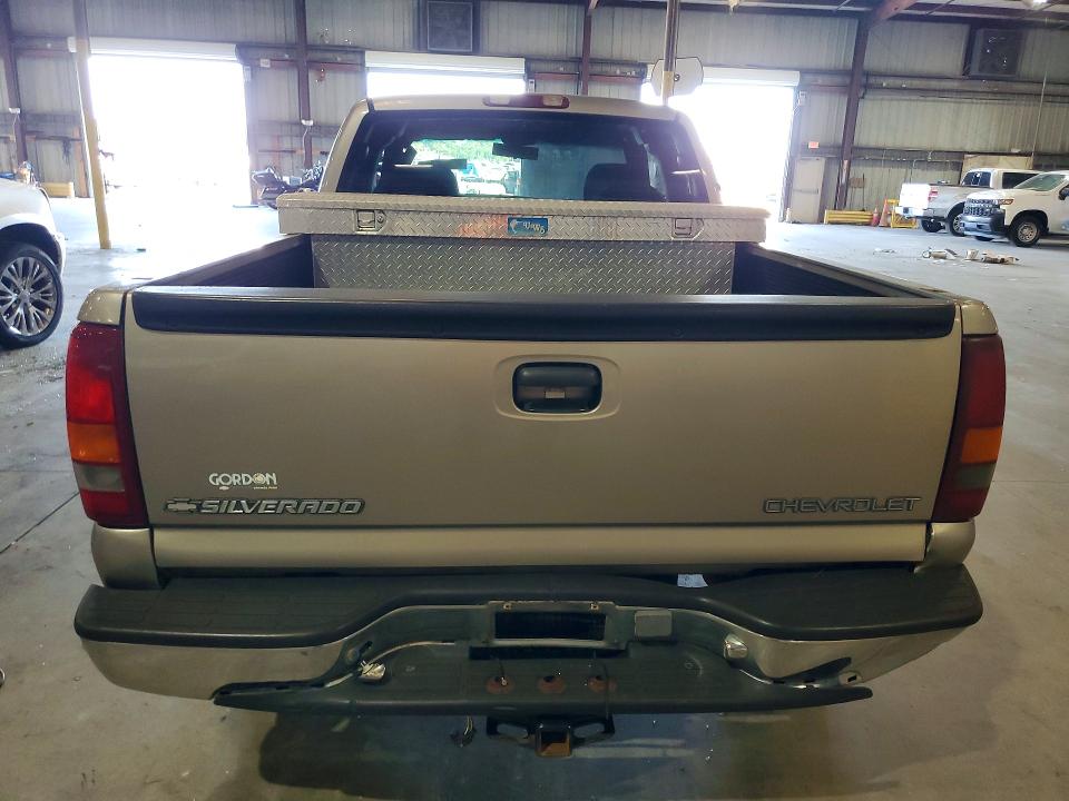 Photo 6 from auction – 2001 CHEVROLET SILVERADO with VIN 2GCEC19V911321722