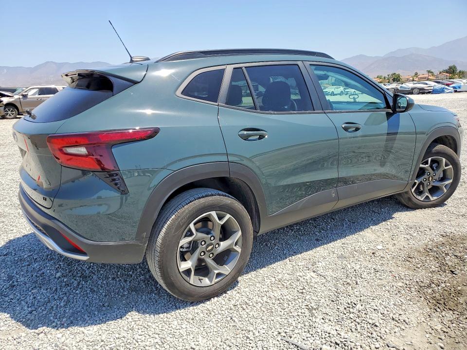 Photo 3 from auction – 2025 CHEVROLET TRAX with VIN KL77LHEP5SC034234