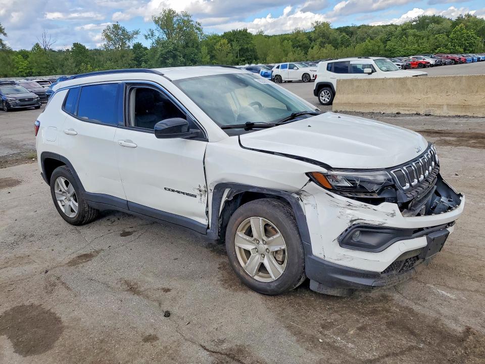 Photo 4 from auction – 2022 JEEP COMPASS with VIN 3C4NJDBB7NT178703