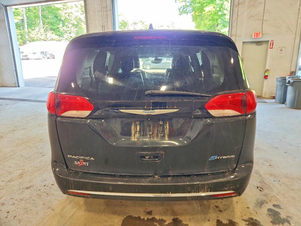 Photo 6 from auction – 2018 CHRYSLER PACIFICA with VIN 2C4RC1N77JR323236