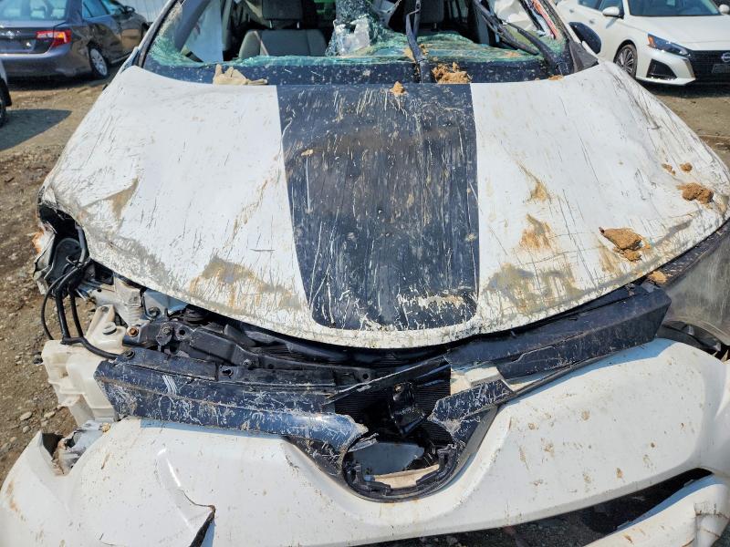 Photo 12 from auction – 2018 TOYOTA RAV4 with VIN 2T3RFREV0JW808716
