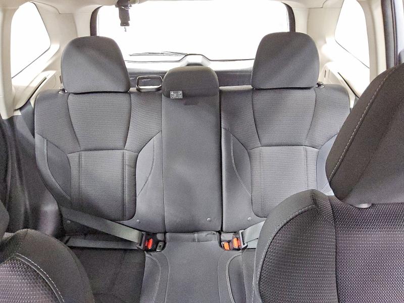 Photo 10 from auction – 2019 SUBARU FORESTER with VIN JF2SKACC5KH594069