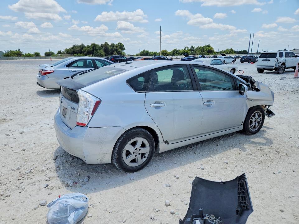 صورة رقم 3 من المزاد - 2011 TOYOTA PRIUS مع VIN JTDKN3DU9B1443639