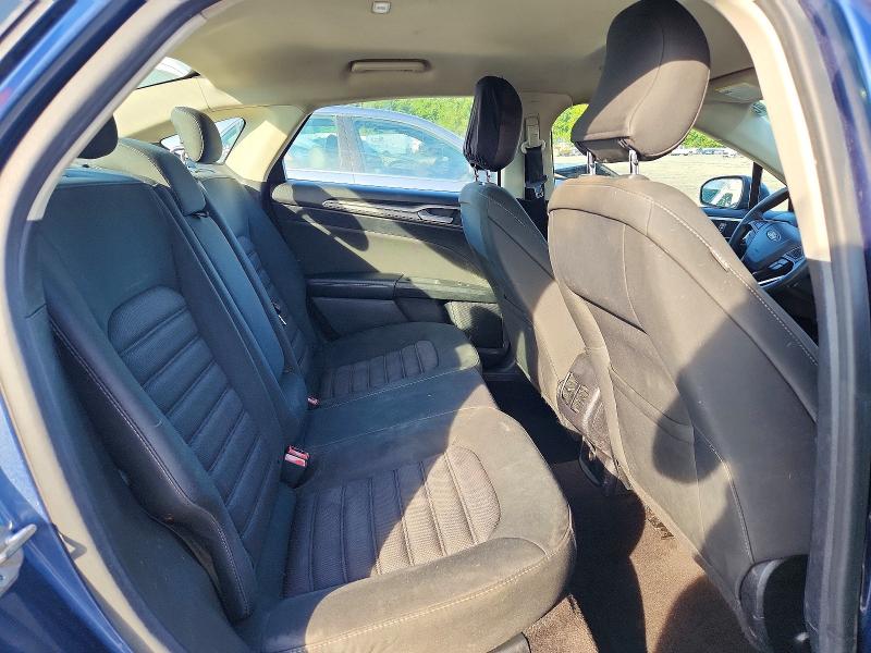 Photo 10 from auction – 2019 FORD FUSION with VIN 3FA6P0LUXKR104878