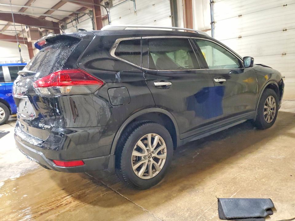 Photo 3 from auction – 2018 NISSAN ROGUE with VIN KNMAT2MV8JP616230
