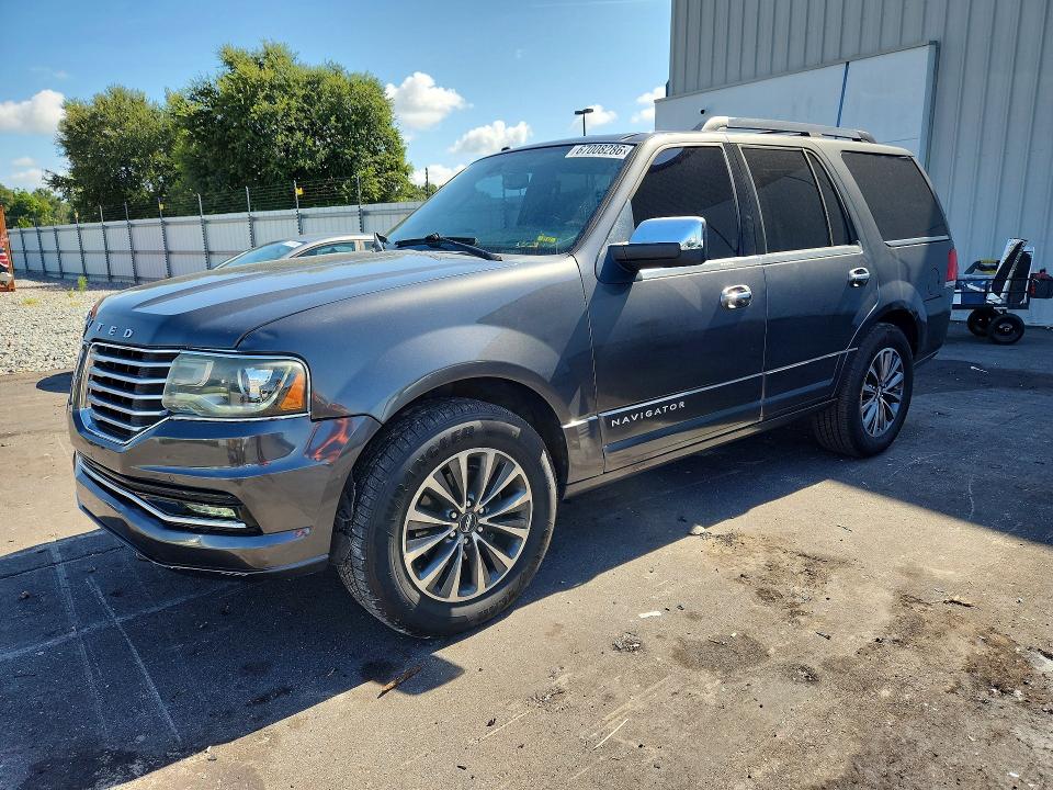 LINCOLN NAVIGATOR 2015 с VIN 5LMJJ2JT5FEJ13372 - Фото с аукциона